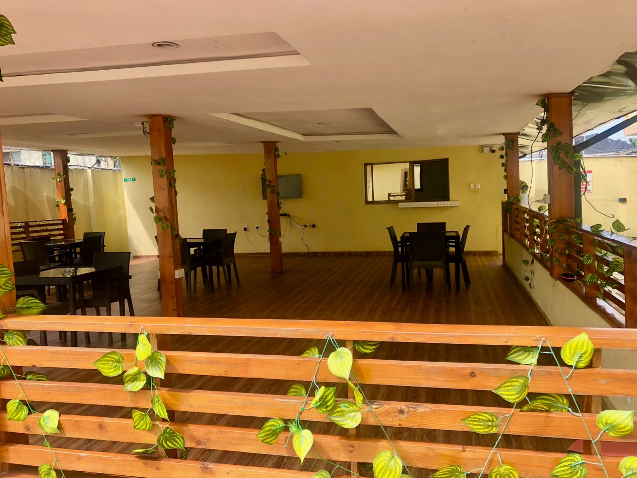 La Plaza Porch